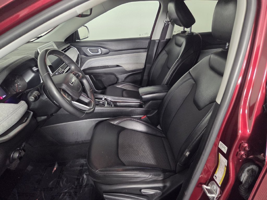 Used 2022 Jeep Compass Latitude AWD/4WD image 9