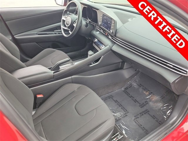 Certified 2023 Hyundai Elantra SEL w/ Preferred Accessory Package image 15