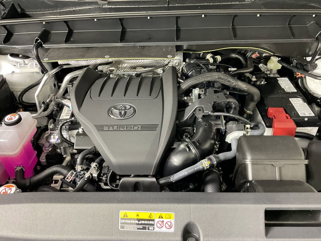 New 2026 Toyota Highlander Platinum image 25