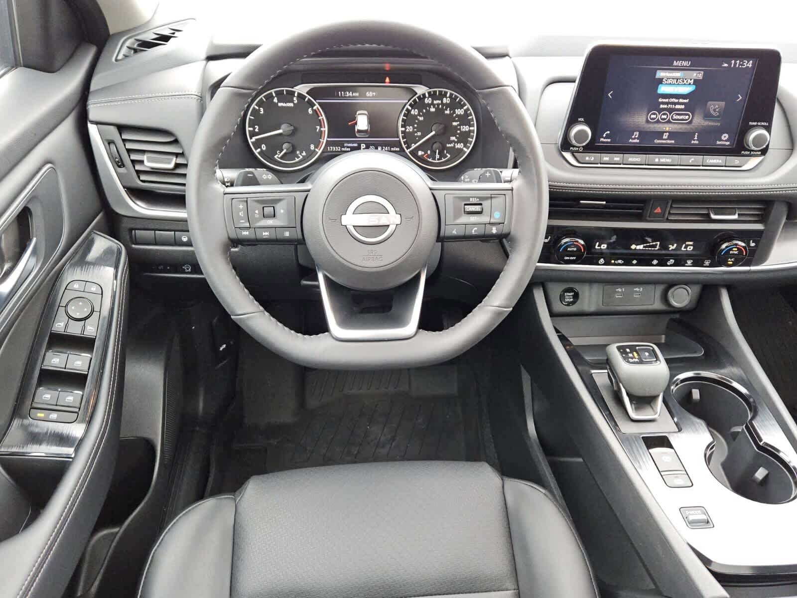 Used 2024 Nissan Rogue SV w/ SV Premium Package image 5