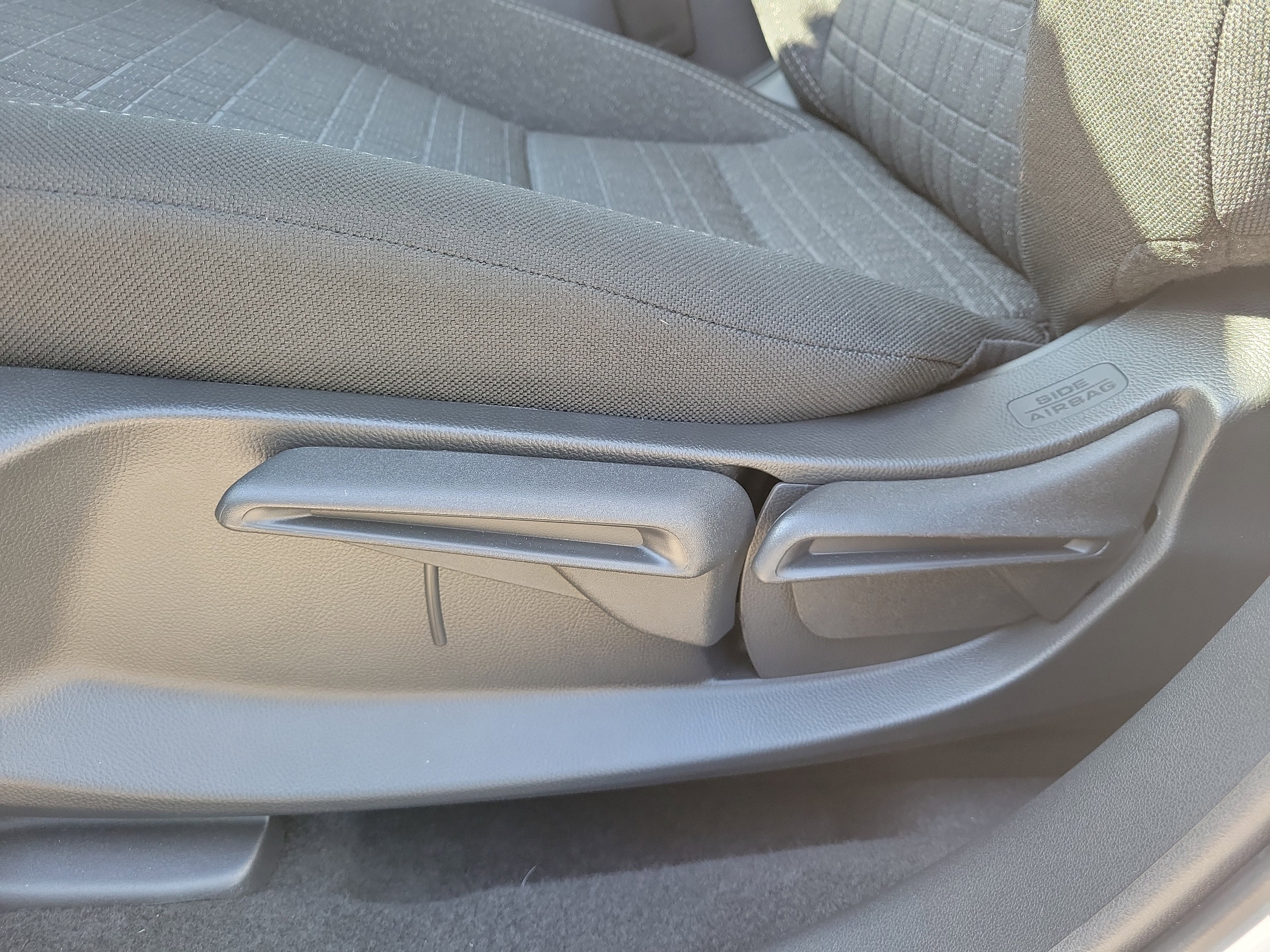 Used 2026 Honda HR-V LX image 16