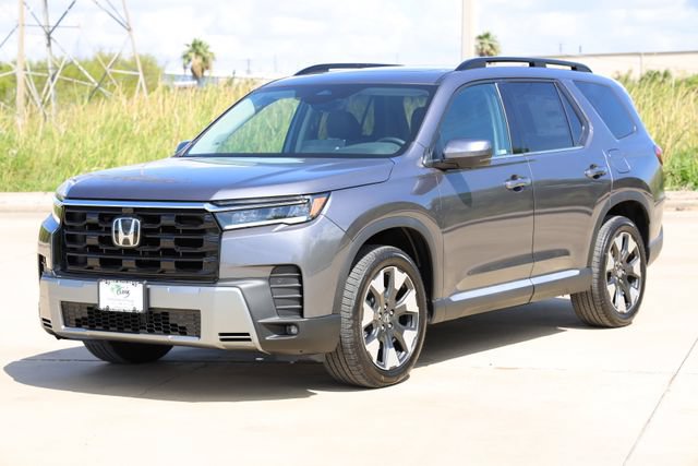 New 2026 Honda Pilot Touring image 3