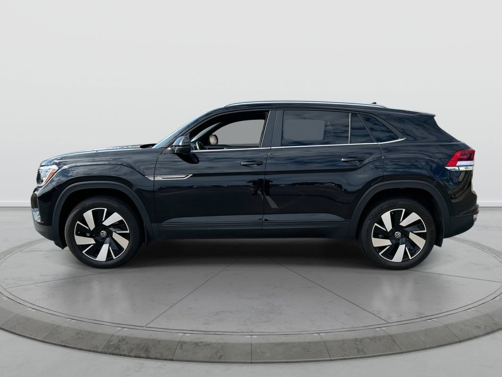 Used 2024 Volkswagen Atlas Cross Sport SE FWD image 5