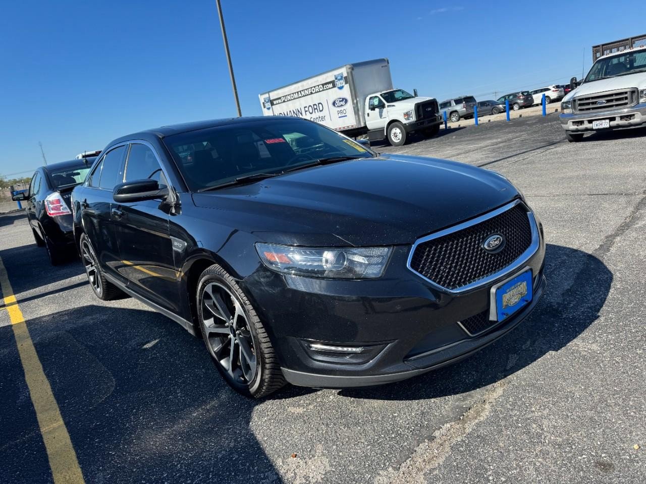 Used 2016 Ford Taurus SHO w/ Equipment Group 401A image 6