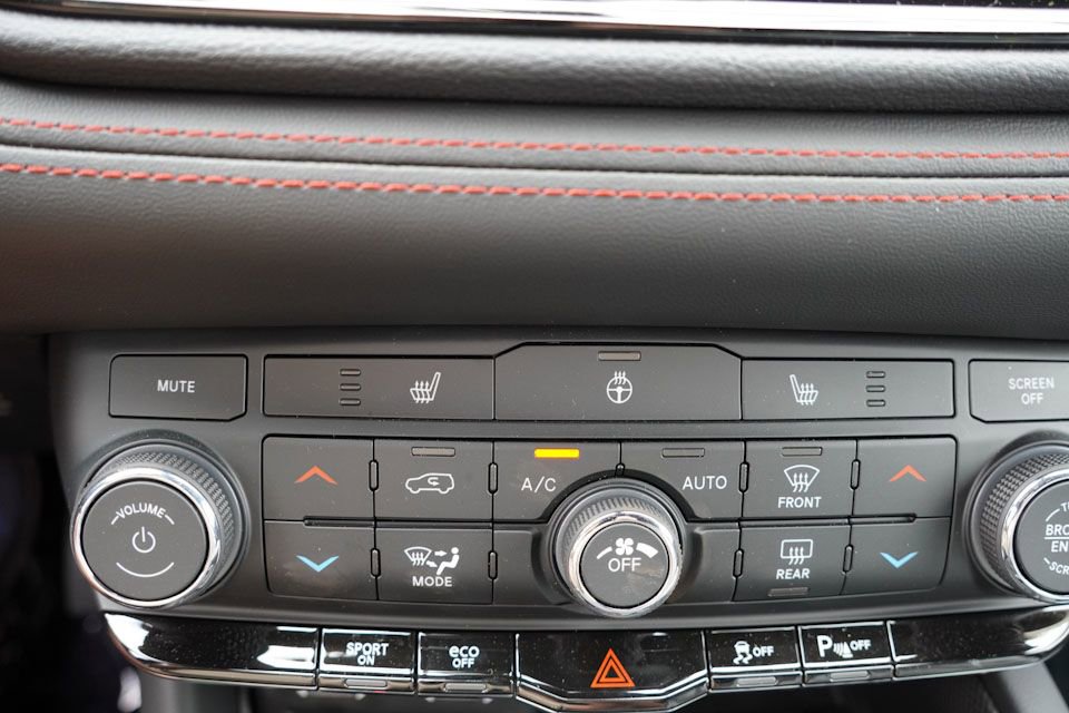 New 2025 Dodge Durango R/T w/ Blacktop Package image 14