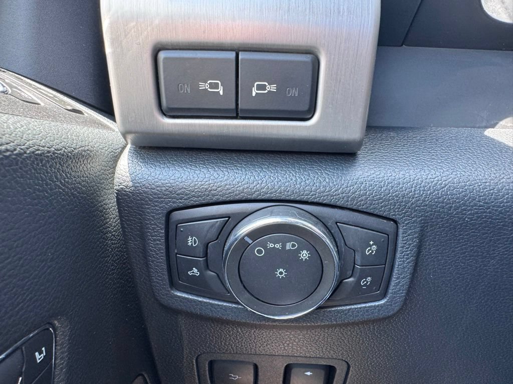 Used 2022 Ford F350 Platinum AWD/4WD image 36