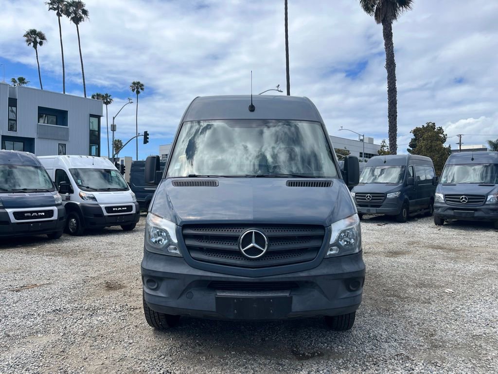 Used 2018 Mercedes-Benz Sprinter 2500 image 2