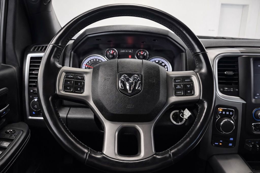 Used 2022 RAM 1500 Classic SLT AWD/4WD image 28