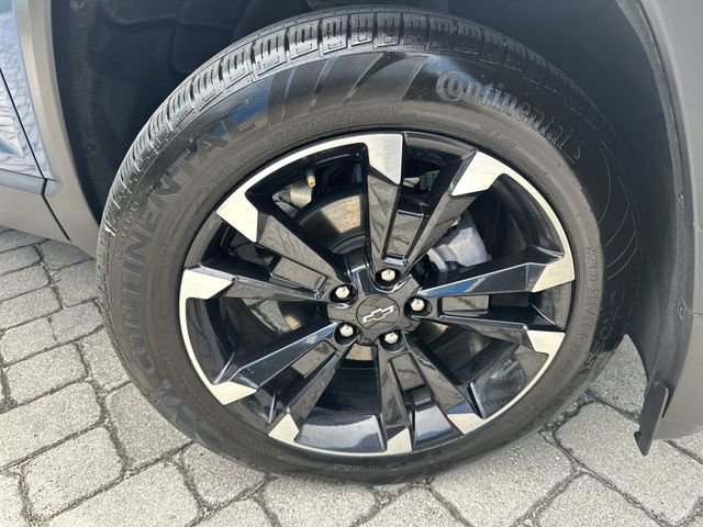 Used 2025 Chevrolet Equinox RS w/ Safety and Technology Package FWD image 11