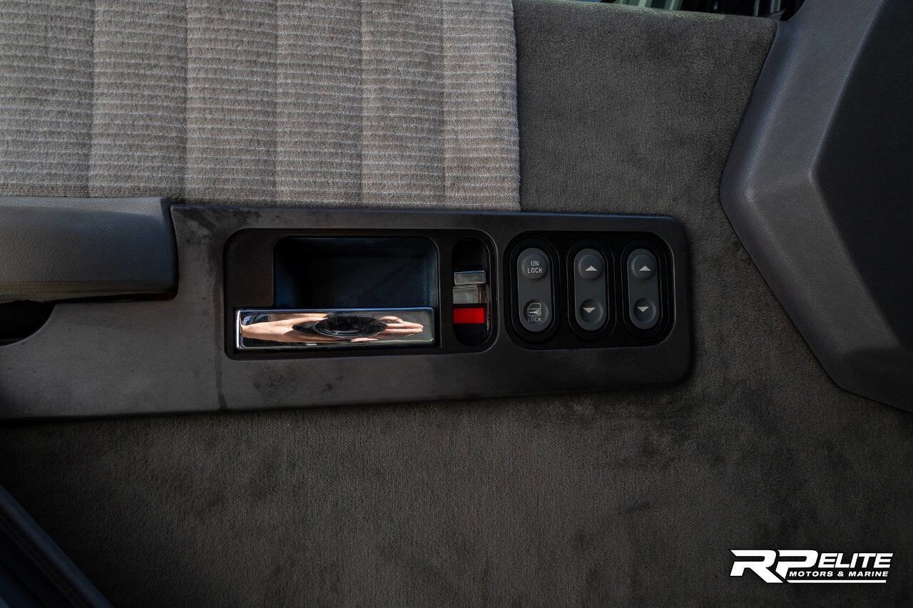 Used 1994 Chevrolet Silverado 1500 2WD Regular Cab image 45