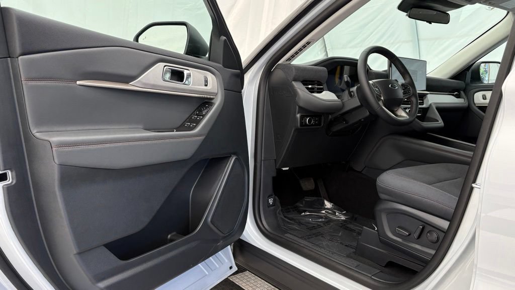 New 2026 Ford Explorer Active AWD/4WD image 42