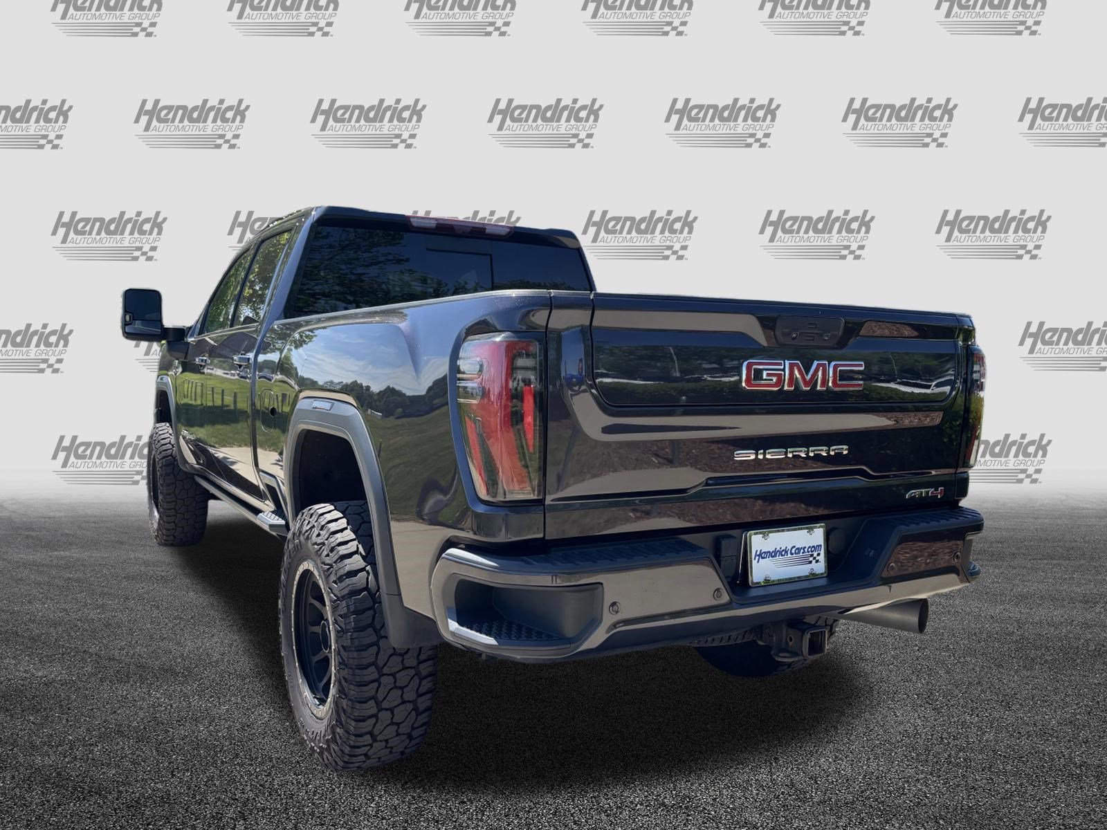 Used 2024 GMC Sierra 3500 AT4 w/ AT4 Premium Plus Package AWD/4WD image 8