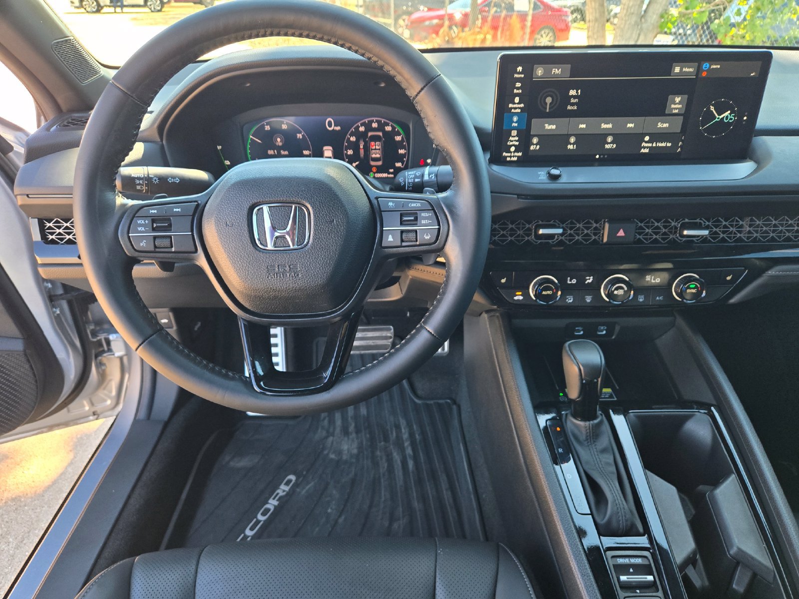 Used 2025 Honda Accord Sport-L image 10