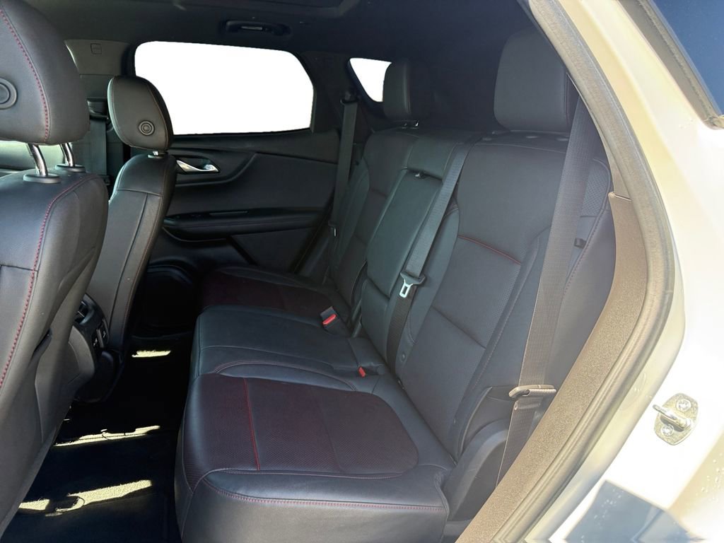 Certified 2023 Chevrolet Blazer RS w/ Driver Confidence II Package image 16