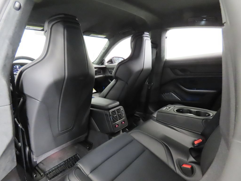 New 2026 Porsche Taycan Turbo AWD/4WD image 45