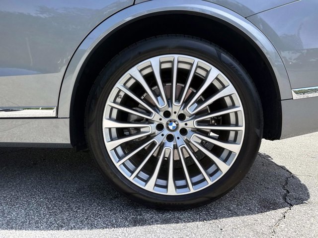 Certified 2026 BMW X7 xDrive40i AWD/4WD image 11