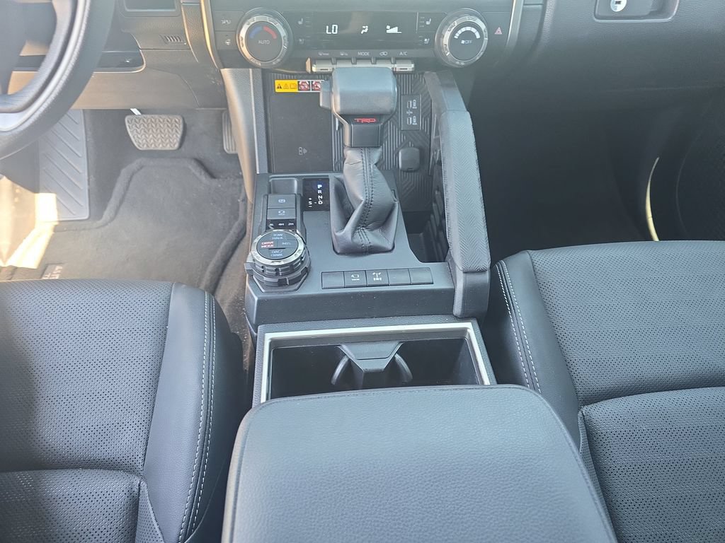 Used 2026 Toyota 4Runner TRD Off-Road Premium AWD/4WD image 25