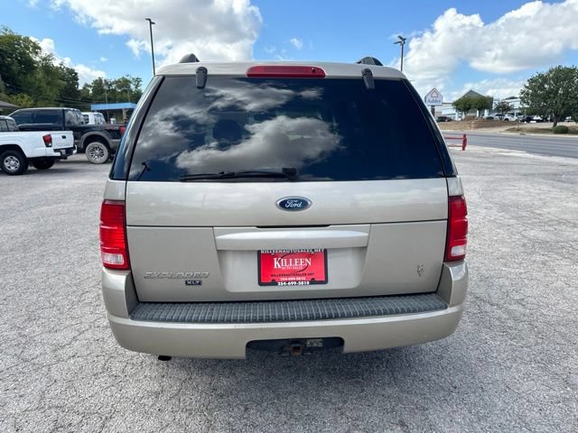 Used 2004 Ford Explorer XLT AWD/4WD image 11