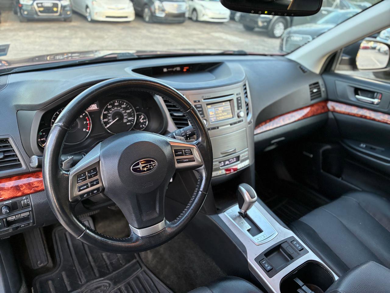 Used 2012 Subaru Outback 2.5i Limited w/ Moonroof Pkg AWD/4WD image 13