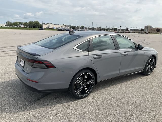 Used 2024 Honda Accord Sport image 13