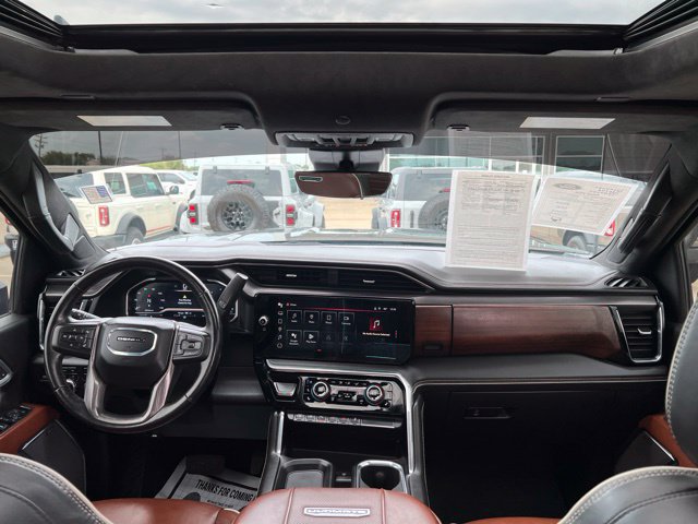 Used 2024 GMC Sierra 3500 Denali Ultimate AWD/4WD image 23