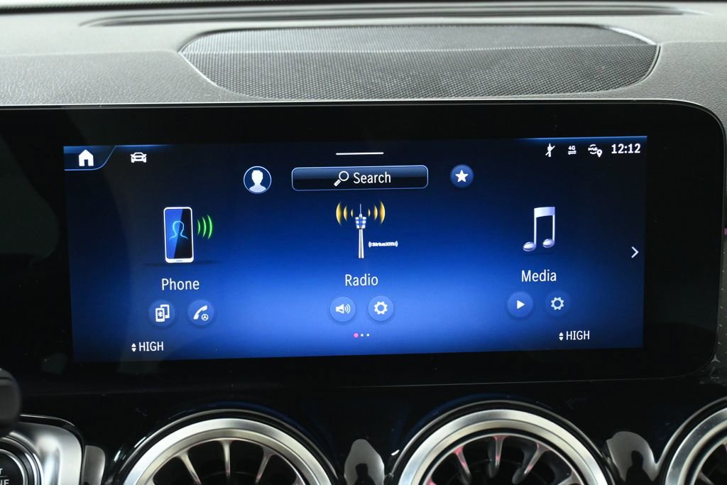 Certified 2024 Mercedes-Benz GLB 250 image 21