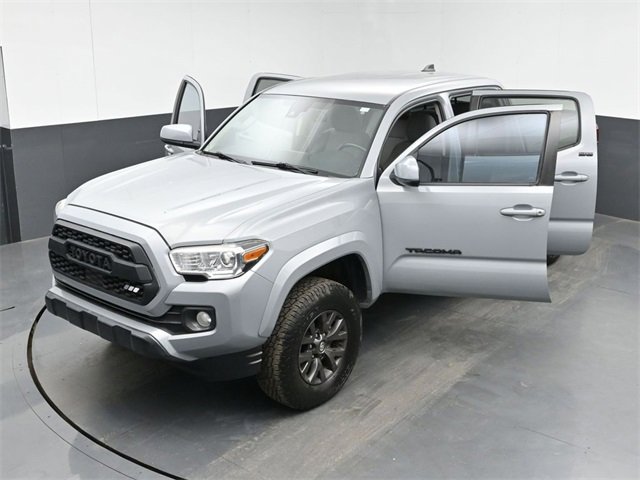 Used 2020 Toyota Tacoma SR5 image 49