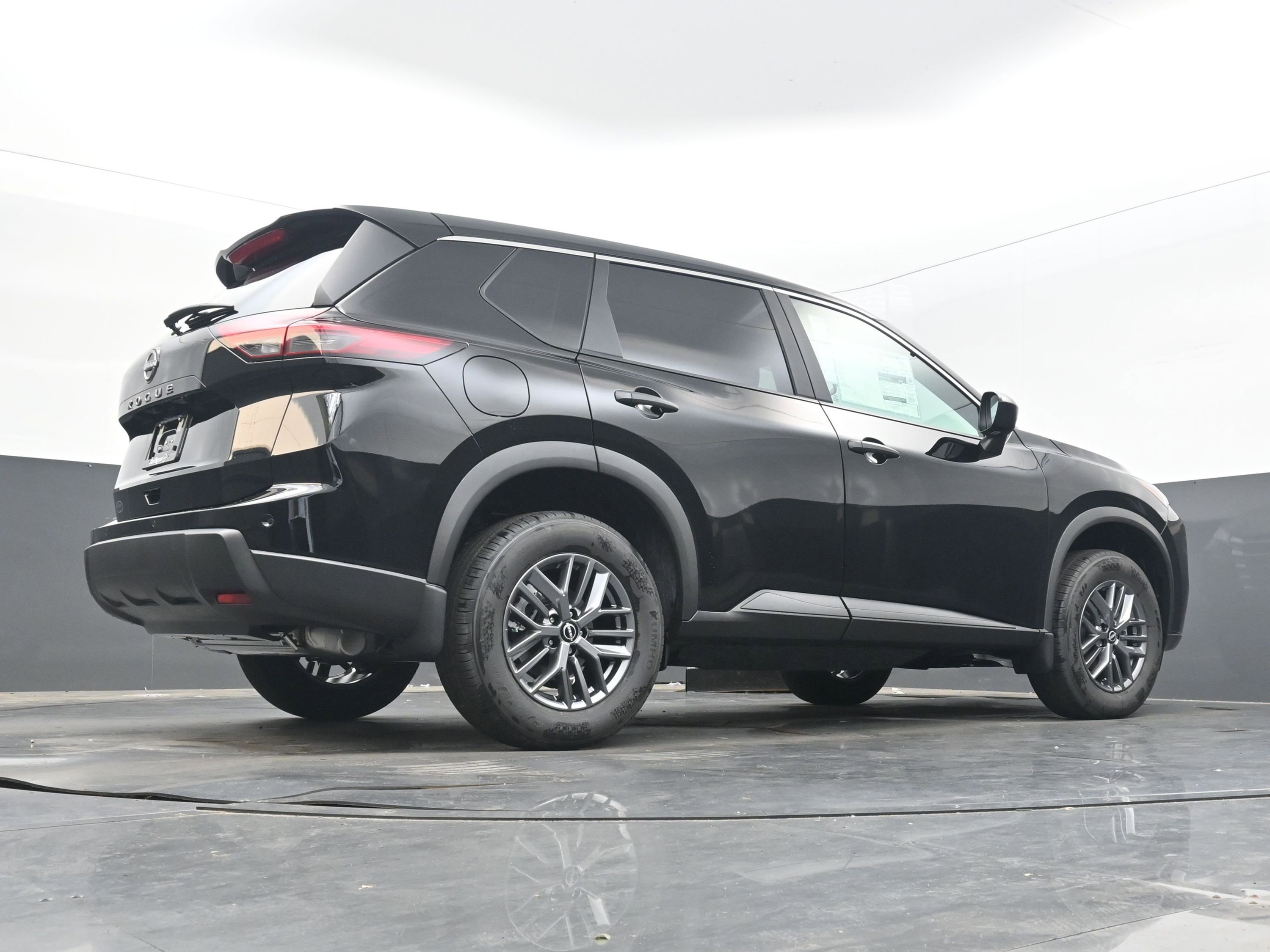 New 2026 Nissan Rogue S image 29