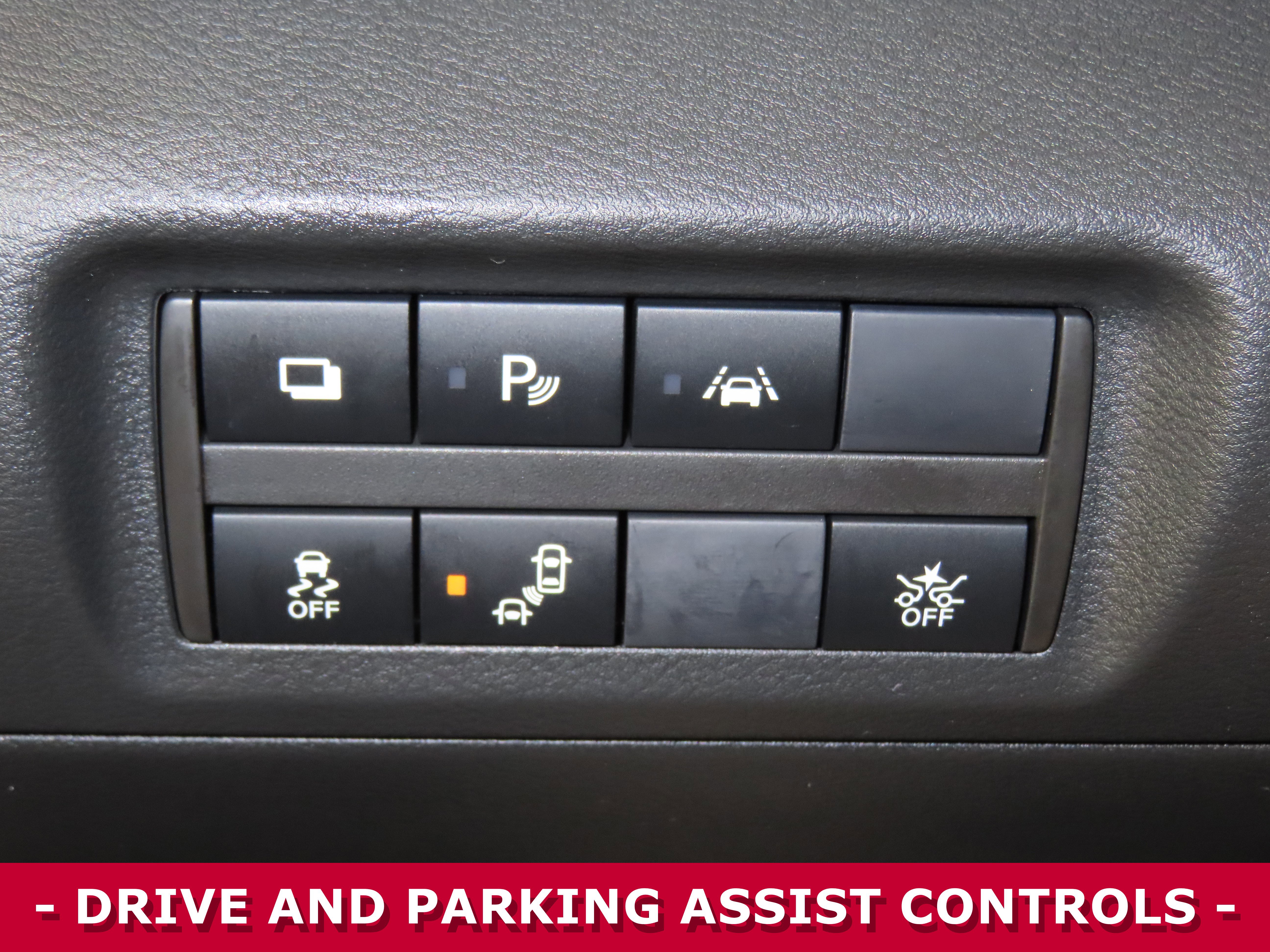 Certified 2025 Nissan Kicks Play S image 11