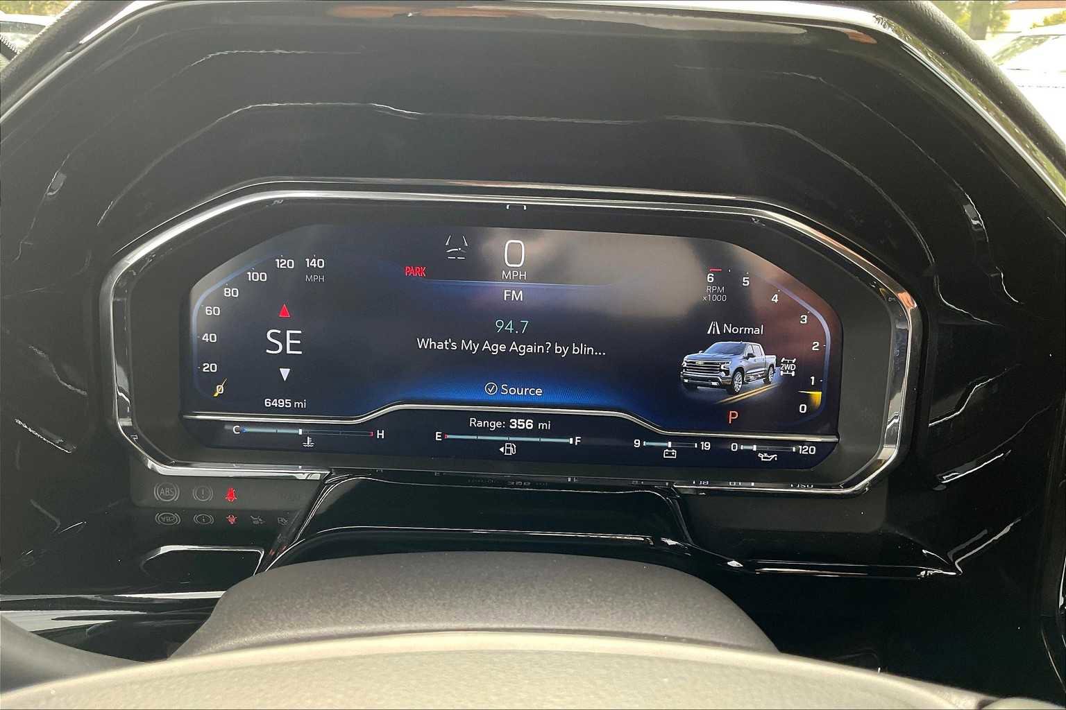 Used 2024 Chevrolet Silverado 1500 High Country w/ High Country Premium Package image 21