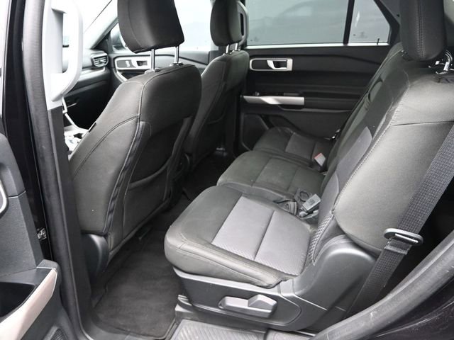 Used 2023 Ford Explorer XLT image 18