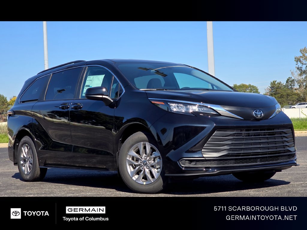 New 2026 Toyota Sienna LE AWD/4WD image 1