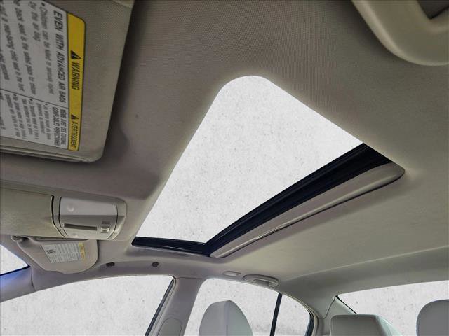 Used 2012 INFINITI G37 Journey w/ Premium Pkg image 17