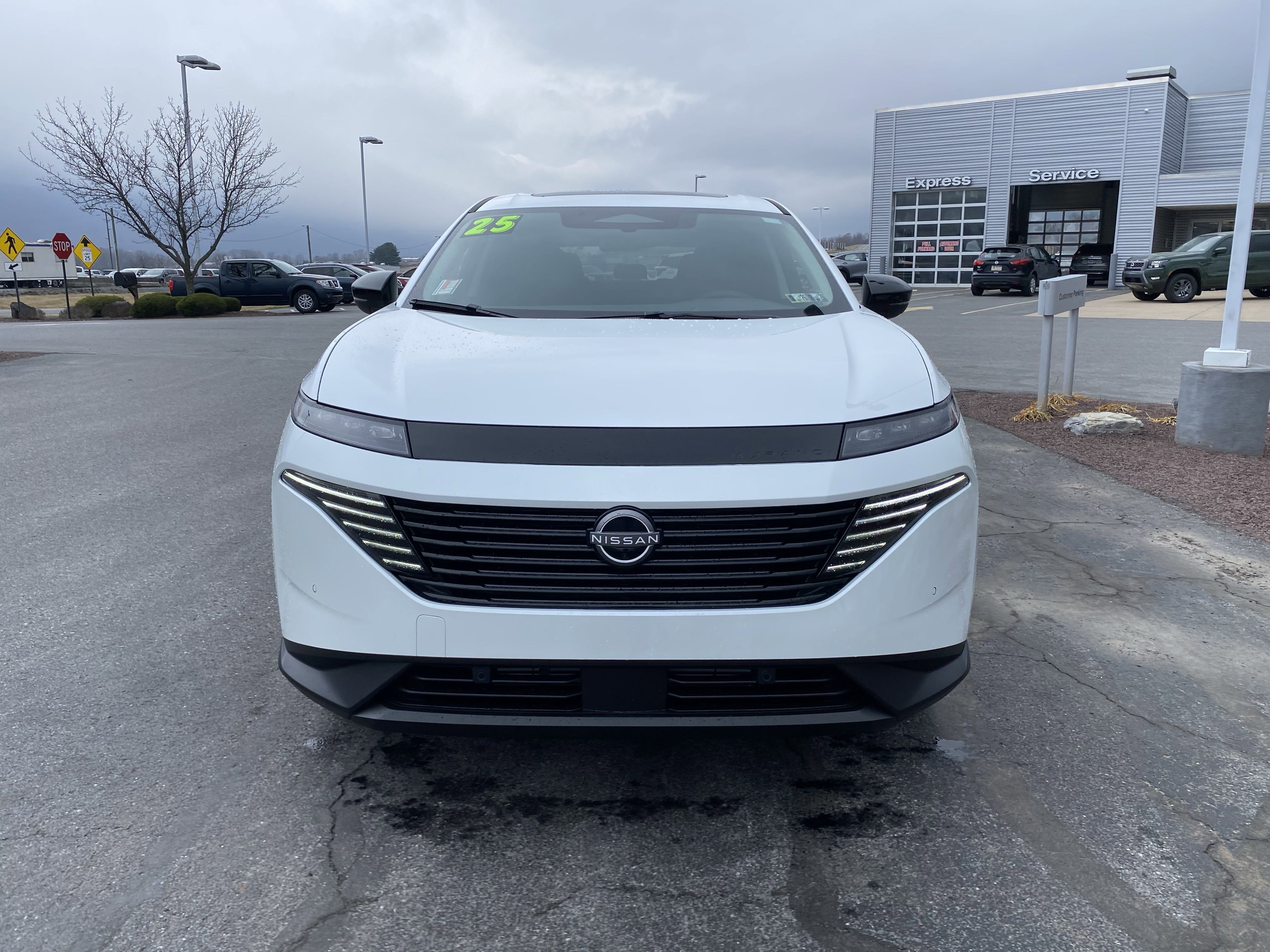 New 2025 Nissan Murano SL image 9