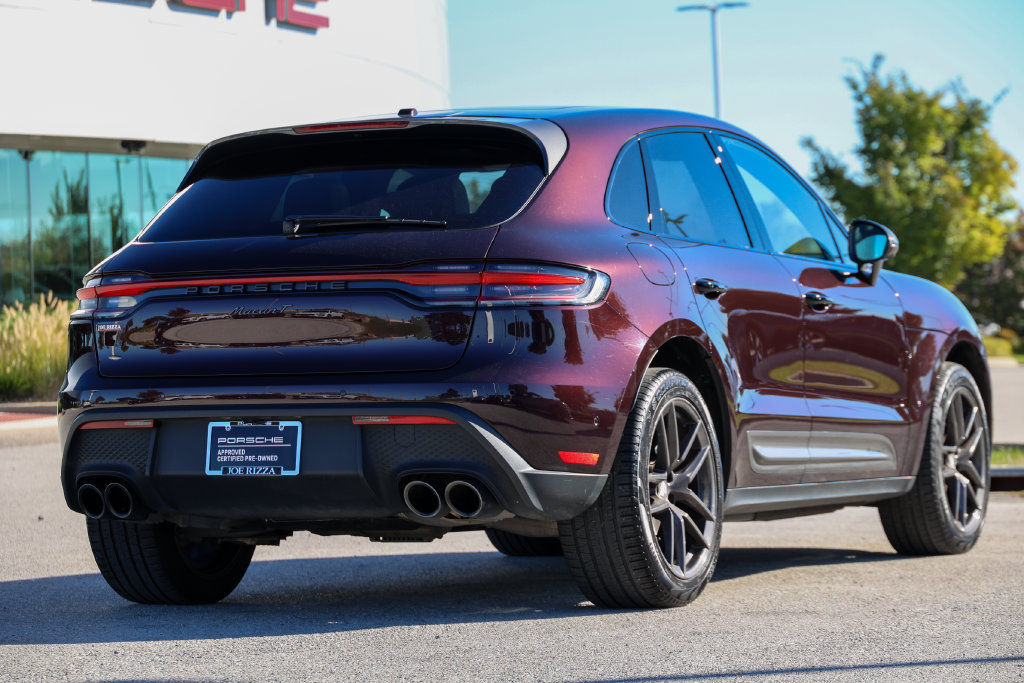 Certified 2023 Porsche Macan Turbo AWD/4WD image 12
