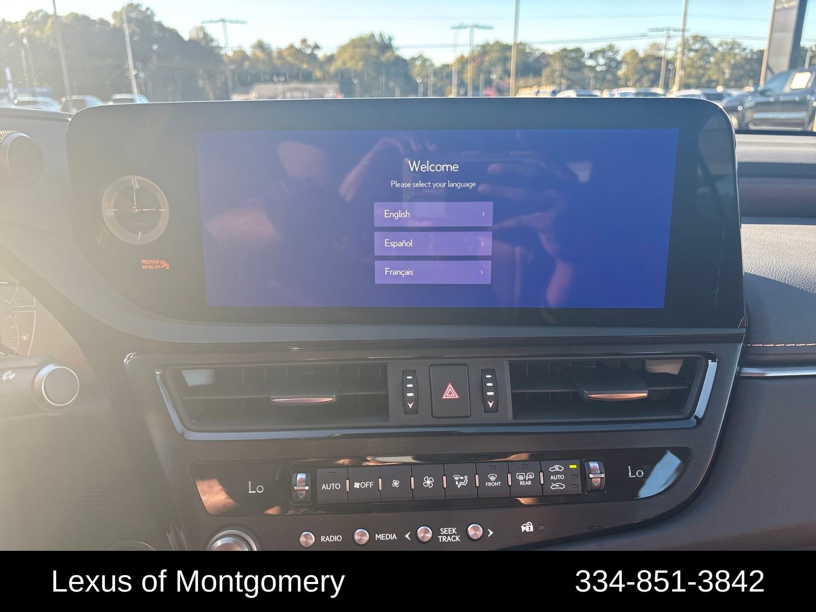 New 2025 Lexus ES 350 w/ Premium Package image 19