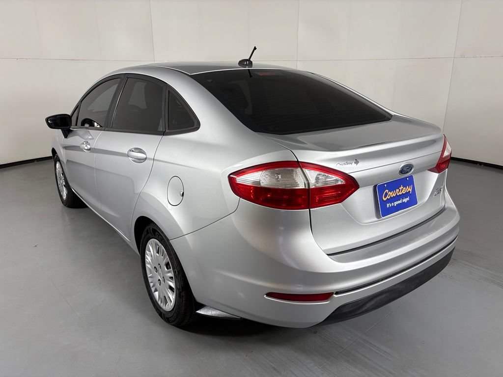 Used 2015 Ford Fiesta S FWD image 6