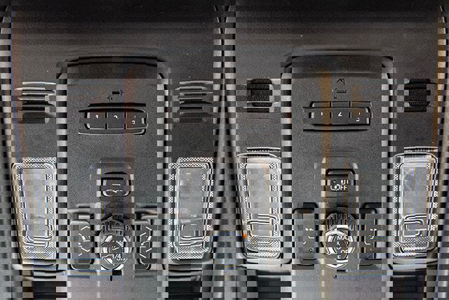 Used 2023 Chevrolet Suburban Z71 w/ Z71 Off-Road Package image 26