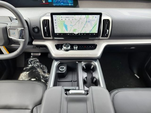 New 2026 Ford Expedition Active AWD/4WD image 14