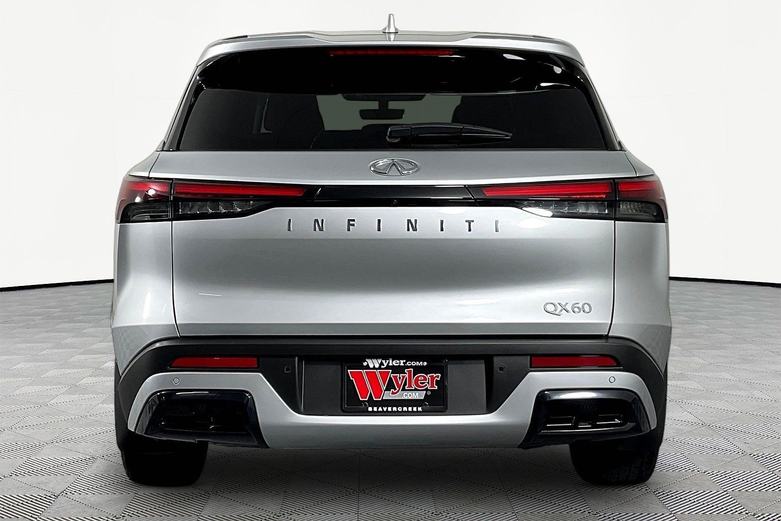 Used 2023 INFINITI QX60 Pure FWD image 5