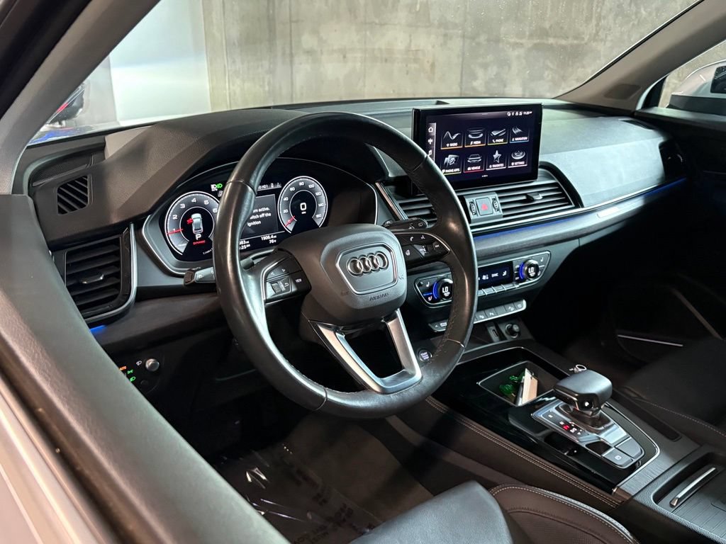 Used 2021 Audi Q5 Prestige AWD/4WD image 4