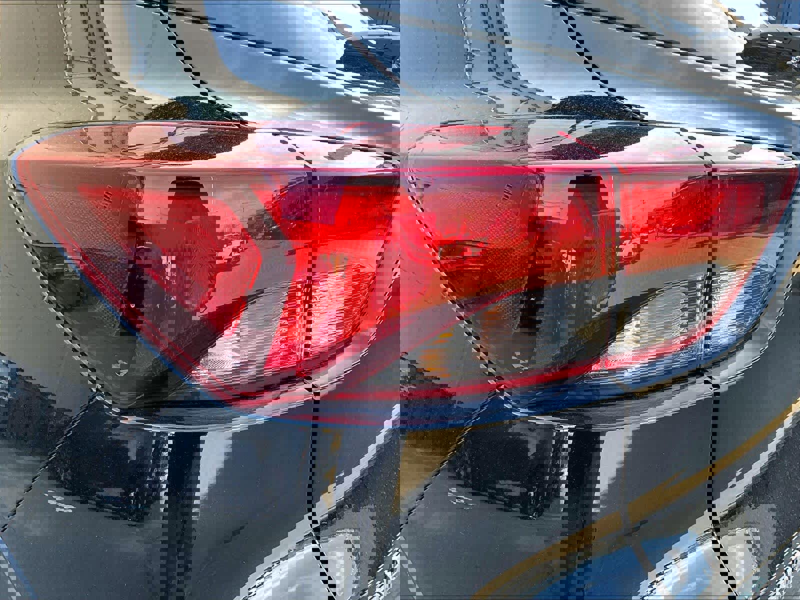 Used 2025 Chevrolet TrailBlazer LT AWD/4WD image 33