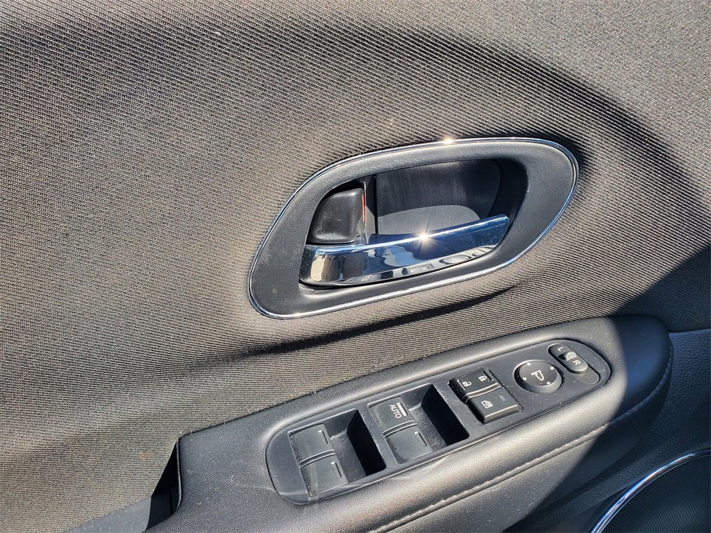 Used 2019 Honda HR-V EX image 20