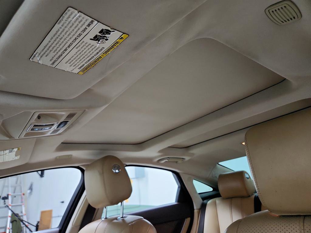 Used 2015 Jaguar XJ image 15