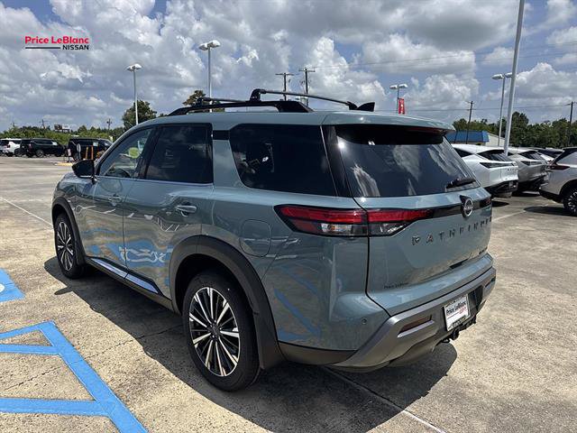 New 2026 Nissan Pathfinder Platinum FWD image 5