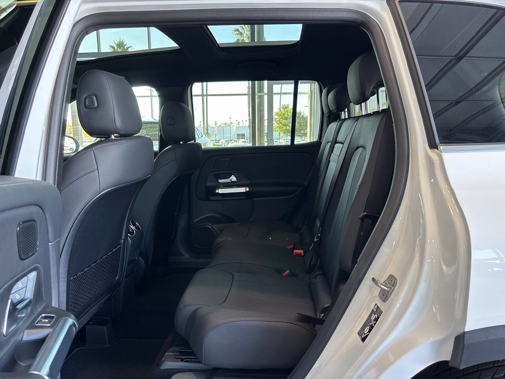 New 2026 Mercedes-Benz GLB 250 4MATIC image 10