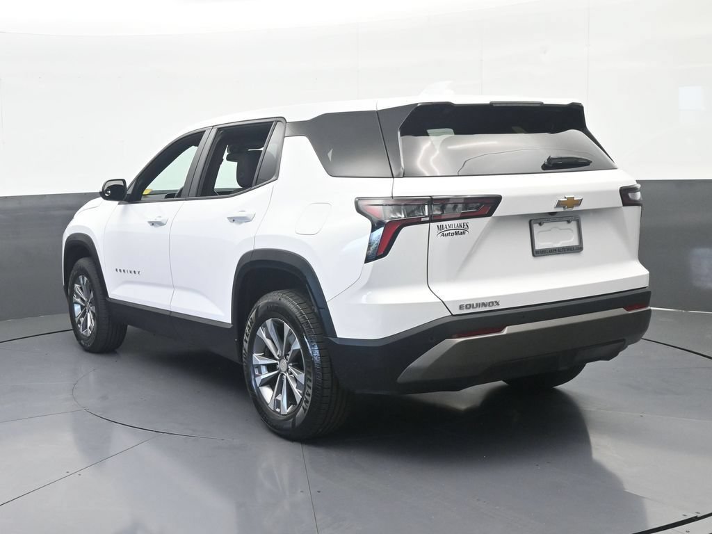 Used 2025 Chevrolet Equinox LT FWD image 4