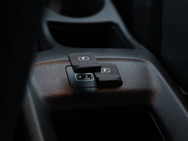 Used 2025 Nissan Versa S w/ S Plus Package image 26