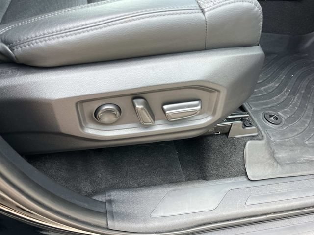 Used 2024 Toyota Tundra SR5 w/ SR5 Premium Package AWD/4WD image 28