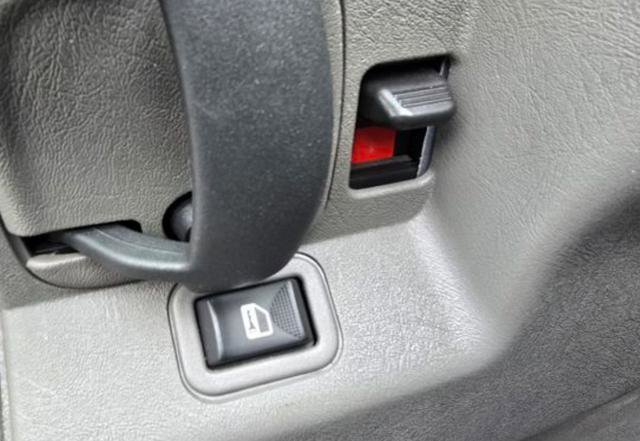 Used 2024 GMC Savana 2500 w/ Driver Convenience Package image 14